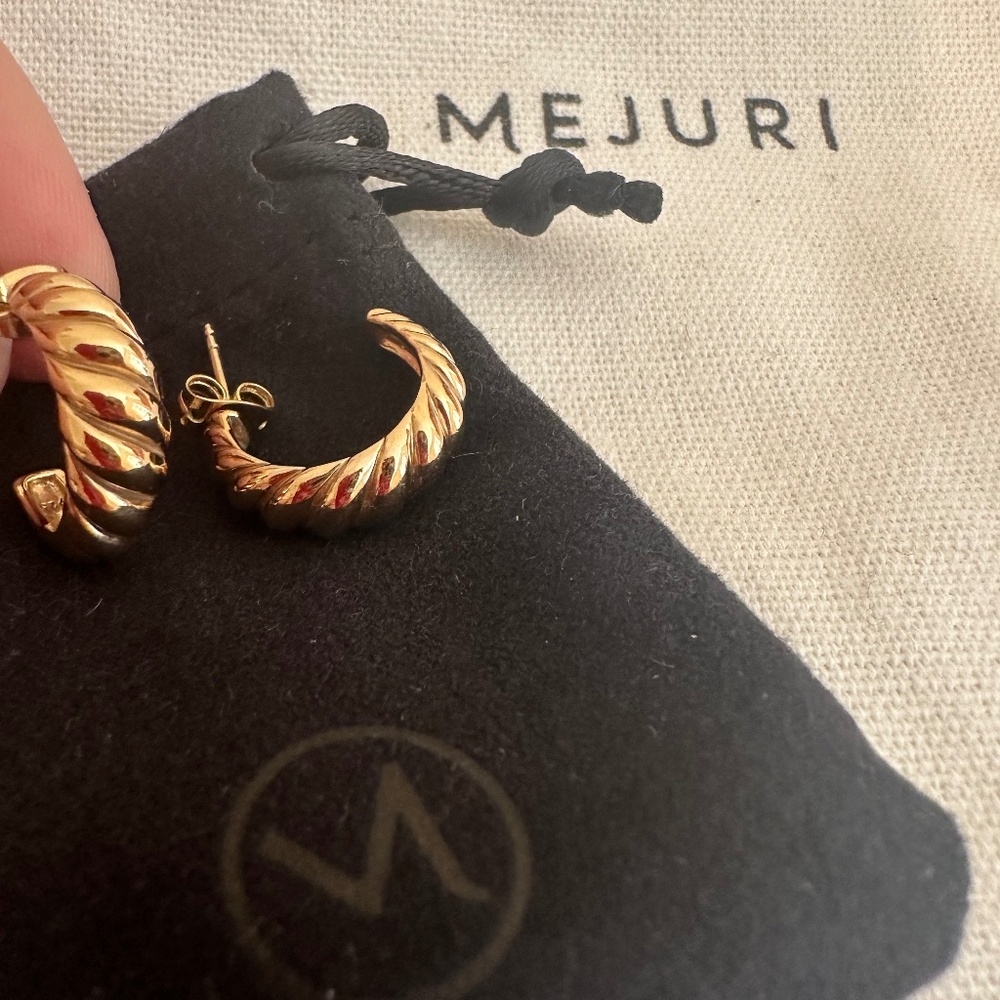 Mejuri Croissant Earrings